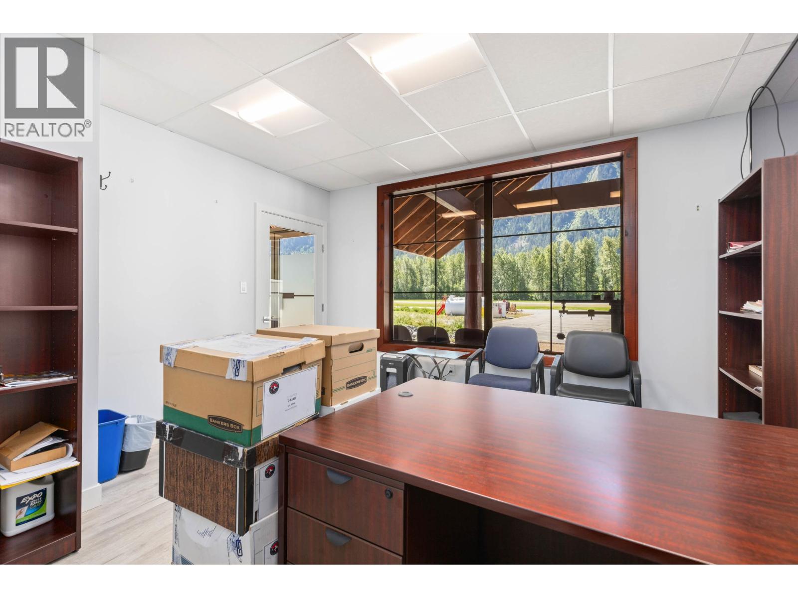 1850 Airport Road, Pemberton, British Columbia  V0N 2L0 - Photo 15 - C8070715