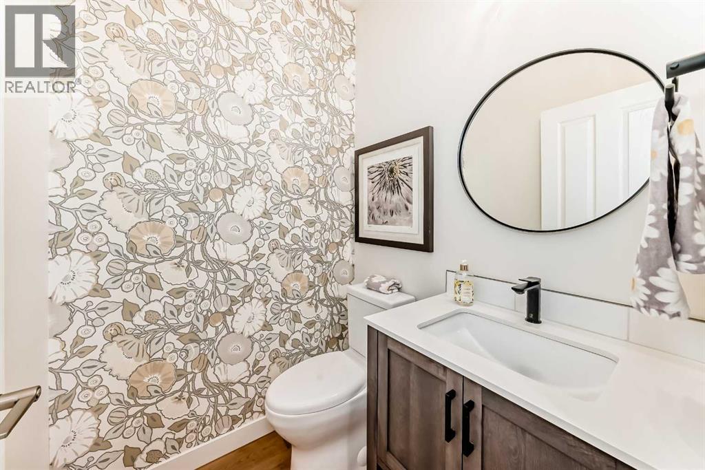 44 Eagleview Heights, Cochrane, Alberta  T4C 1P8 - Photo 31 - A2298220