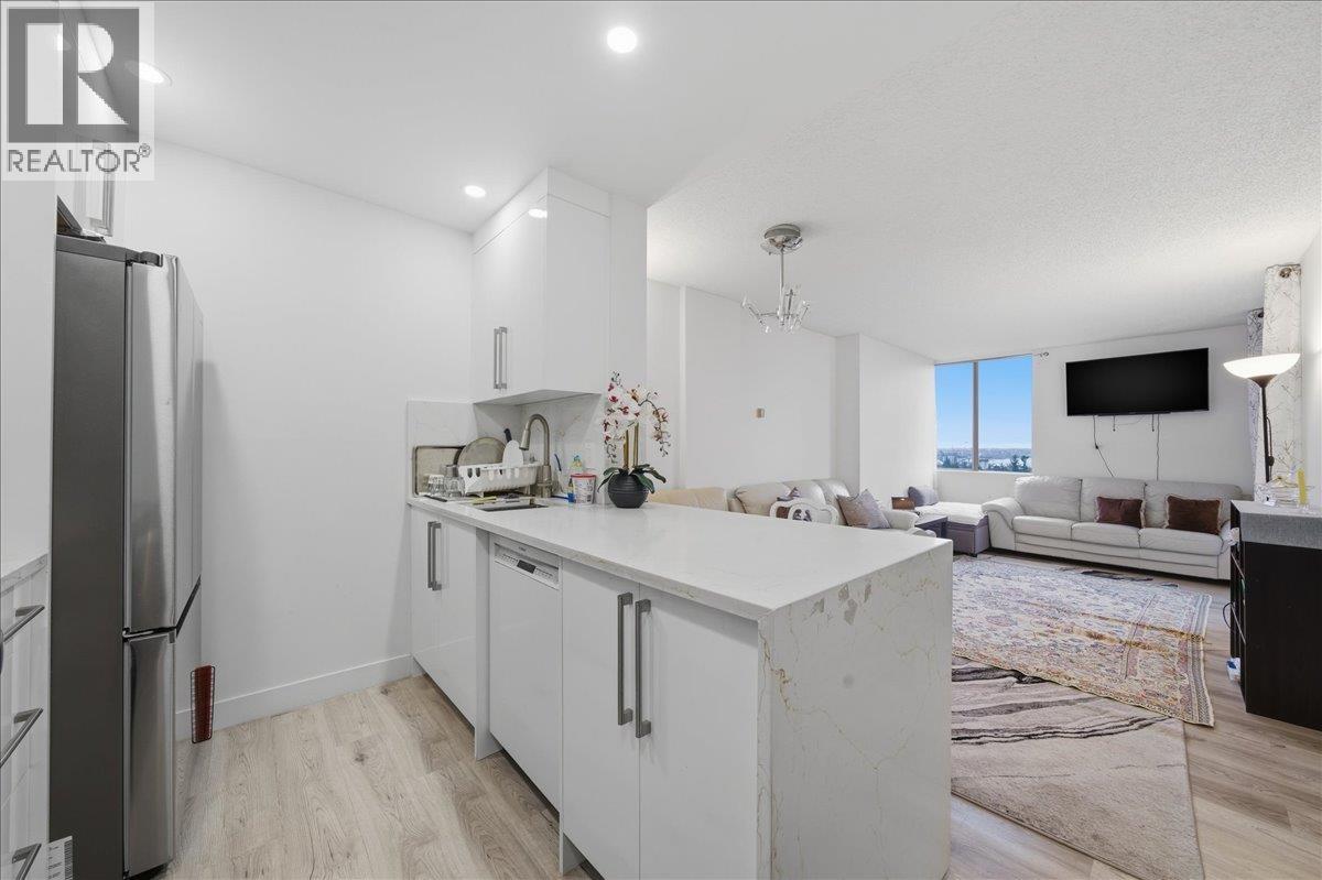 1301 2004 Fullerton Avenue, North Vancouver, British Columbia  V7P 3G8 - Photo 8 - R3116760