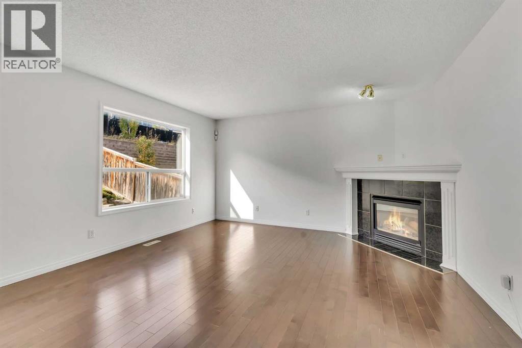 338 Panamount Drive NW, Calgary, Alberta  T3K 5M1 - Photo 11 - A2302756