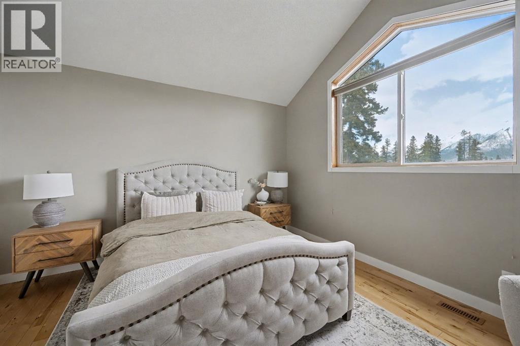 921 Lawrence Grassi Ridge, Canmore, Alberta  T1W 2Z5 - Photo 12 - A2305774