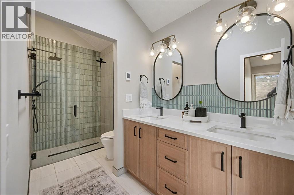 921 Lawrence Grassi Ridge, Canmore, Alberta  T1W 2Z5 - Photo 14 - A2305774