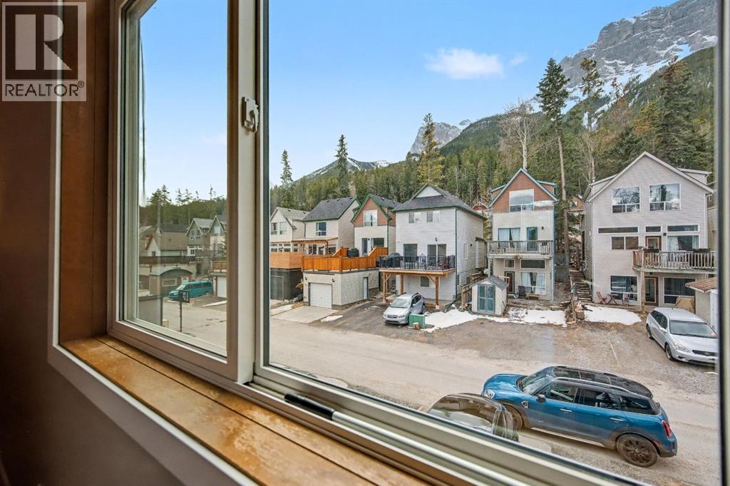 921 Lawrence Grassi Ridge, Canmore, Alberta  T1W 2Z5 - Photo 19 - A2305774