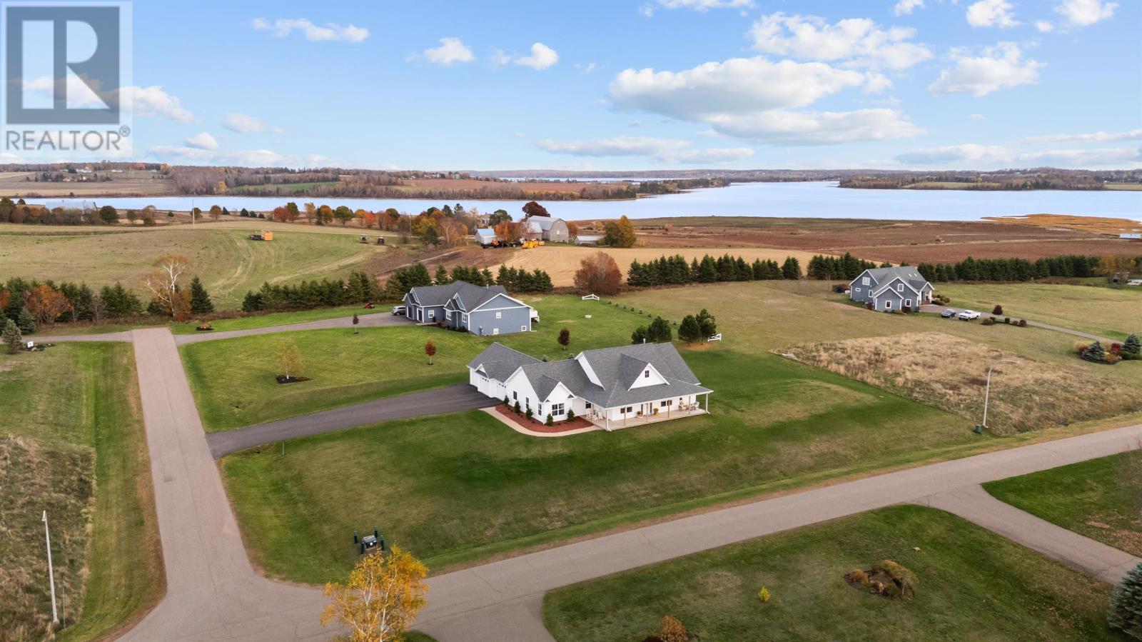 8 Macneill Avenue, Clyde River, Prince Edward Island  C0A 1H1 - Photo 4 - 202604077