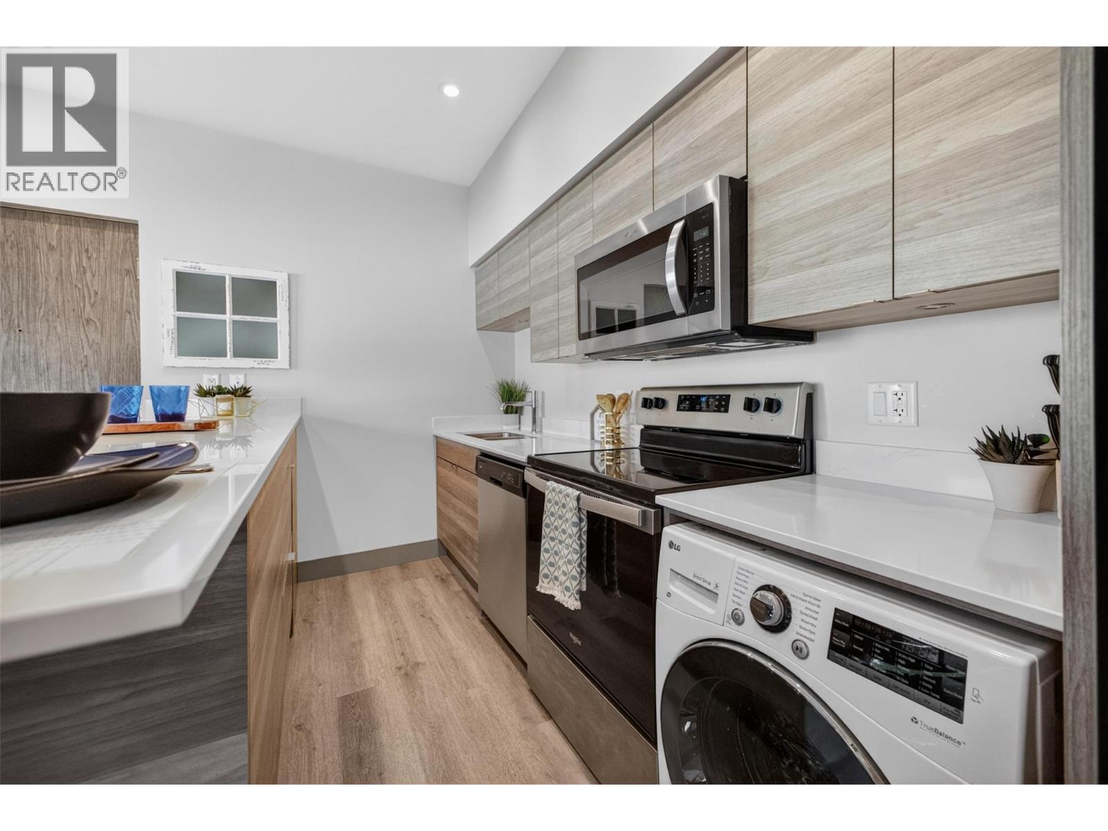 2555 Lakeshore Road Unit# 114, Vernon, British Columbia  V1H 0A4 - Photo 8 - 10384962