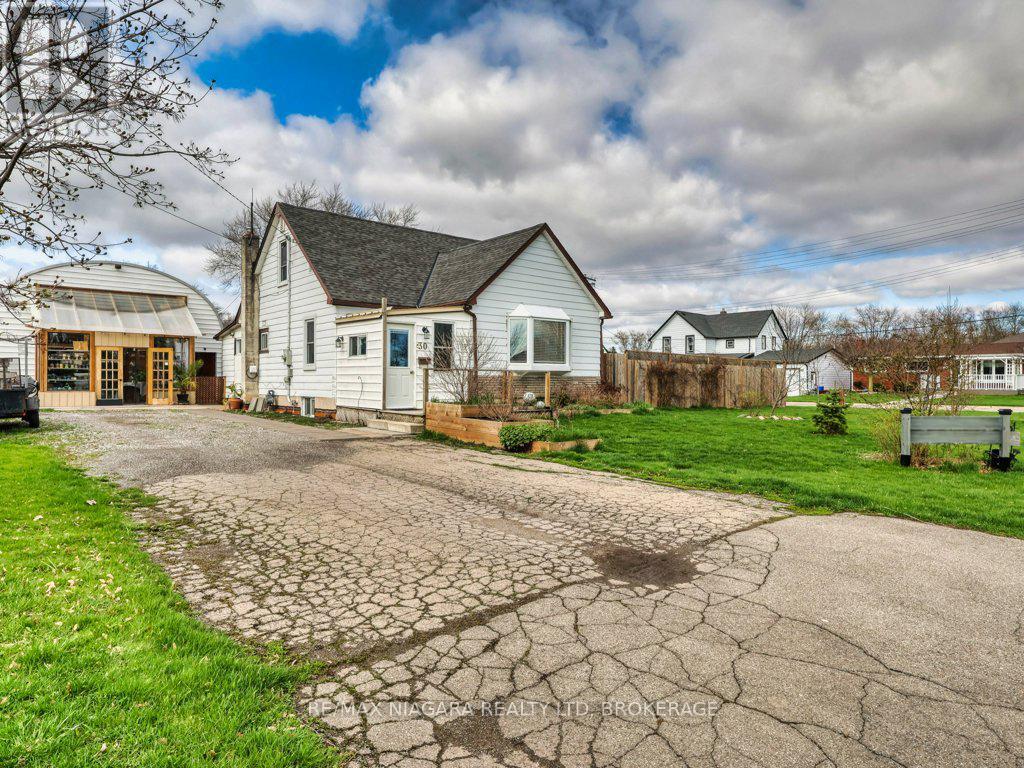 30 ERIE STREET, welland (dain city), Ontario