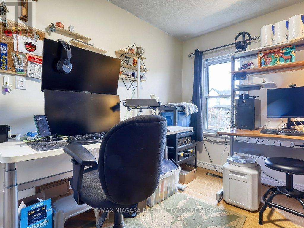 30 Erie Street, Welland (Dain City), Ontario  L3B 5J7 - Photo 31 - X13055060