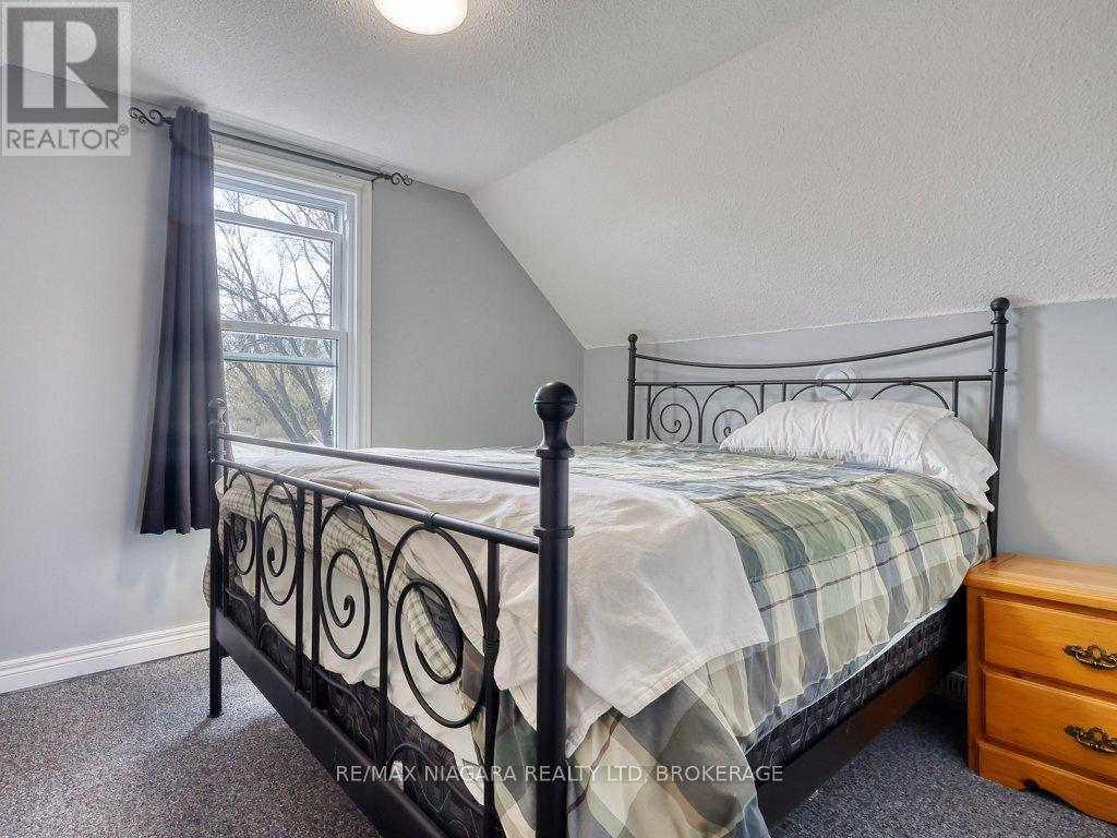 30 Erie Street, Welland (Dain City), Ontario  L3B 5J7 - Photo 37 - X13055060