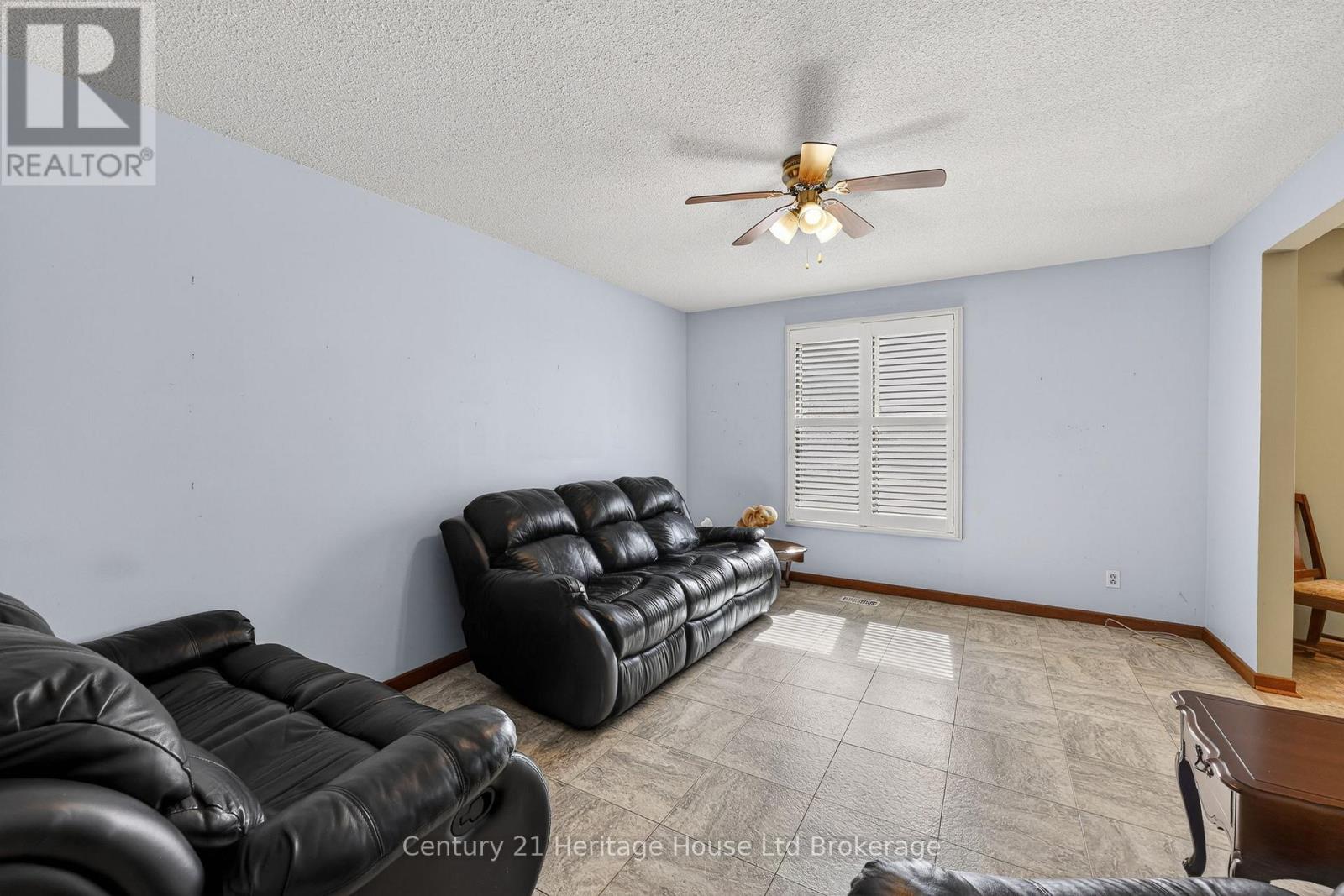 30 Ashton Court, Woodstock, Ontario  N4S 8N9 - Photo 11 - X13055100