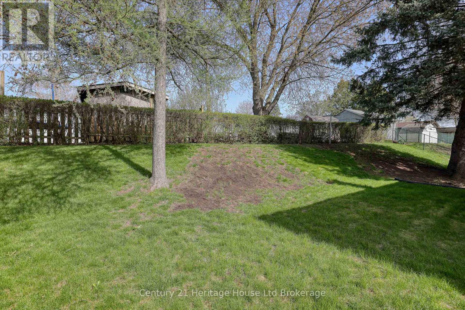 30 Ashton Court, Woodstock, Ontario  N4S 8N9 - Photo 4 - X13055100