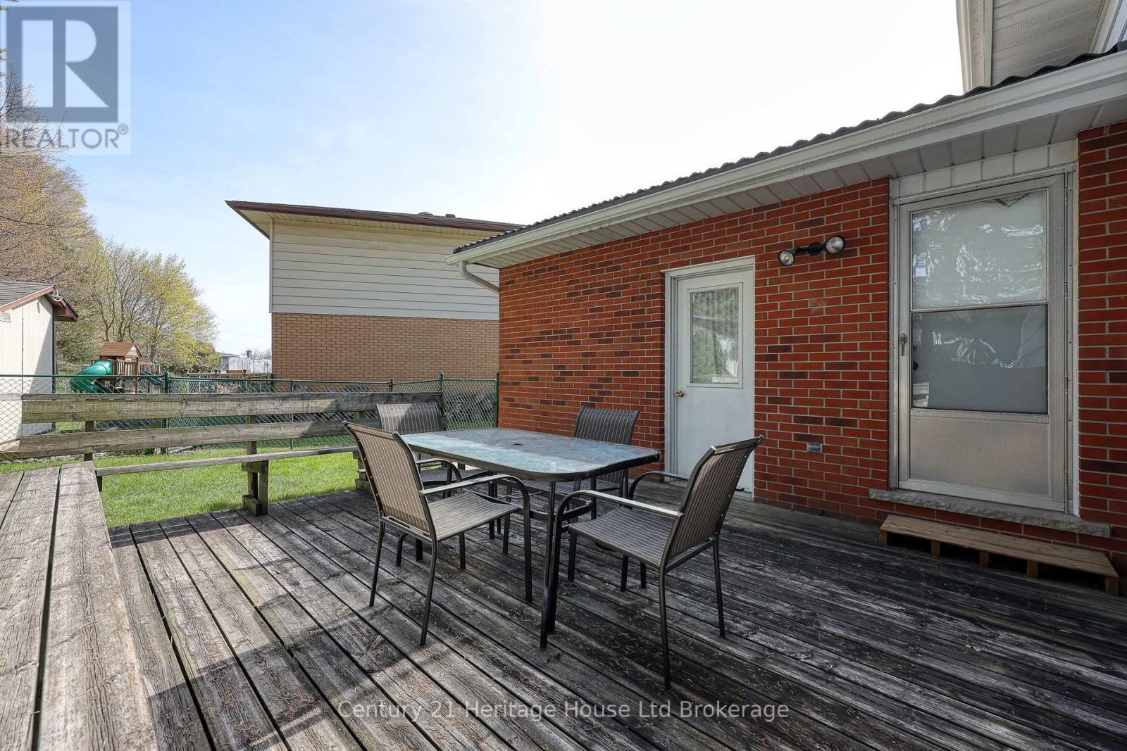 30 Ashton Court, Woodstock, Ontario  N4S 8N9 - Photo 7 - X13055100