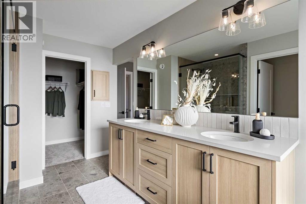 15 Creekstone Green Sw, Calgary, Alberta  T2X 6H6 - Photo 20 - A2299343