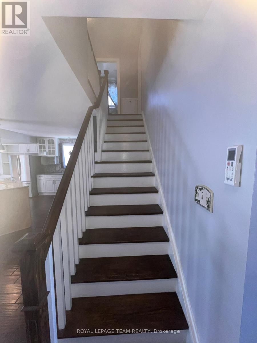 87 Grady Crescent, Ottawa, Ontario  K2H 5S2 - Photo 5 - X13045862