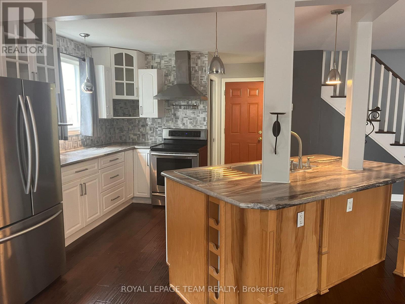 87 Grady Crescent, Ottawa, Ontario  K2H 5S2 - Photo 3 - X13045862