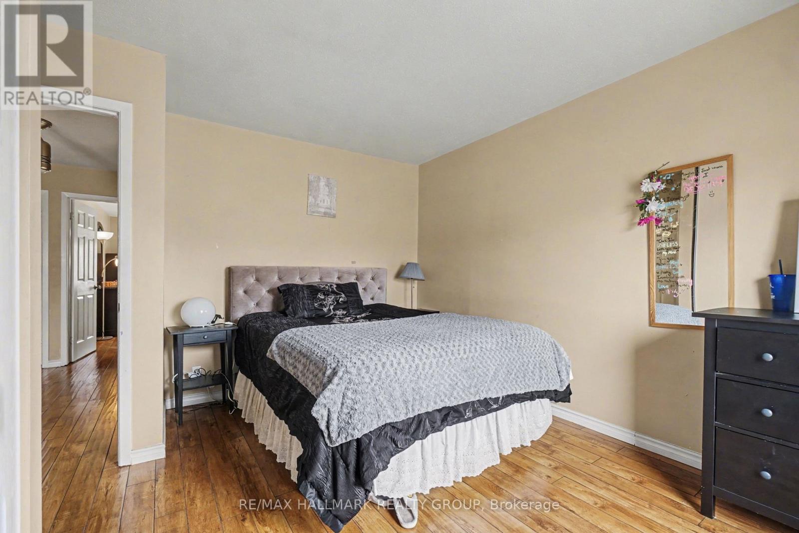 12d Arnold Drive, Ottawa, Ontario  K2H 6V9 - Photo 15 - X12961620