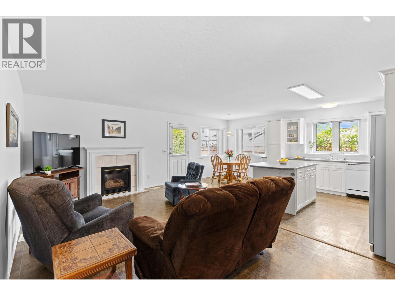 380 Murray Crescent, Kelowna, British Columbia  V1X 7P7 - Photo 17 - 10385217