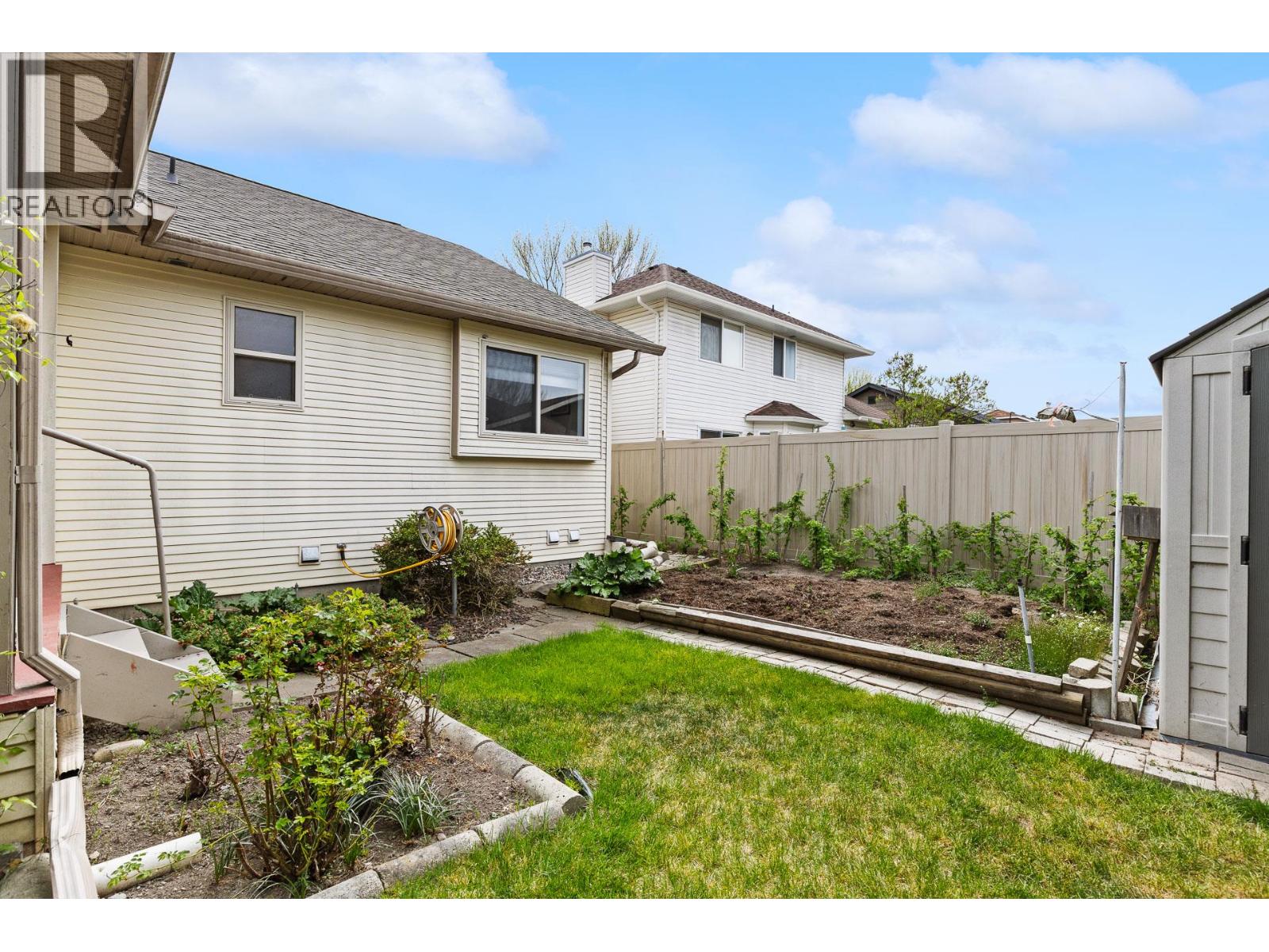 380 Murray Crescent, Kelowna, British Columbia  V1X 7P7 - Photo 24 - 10385217