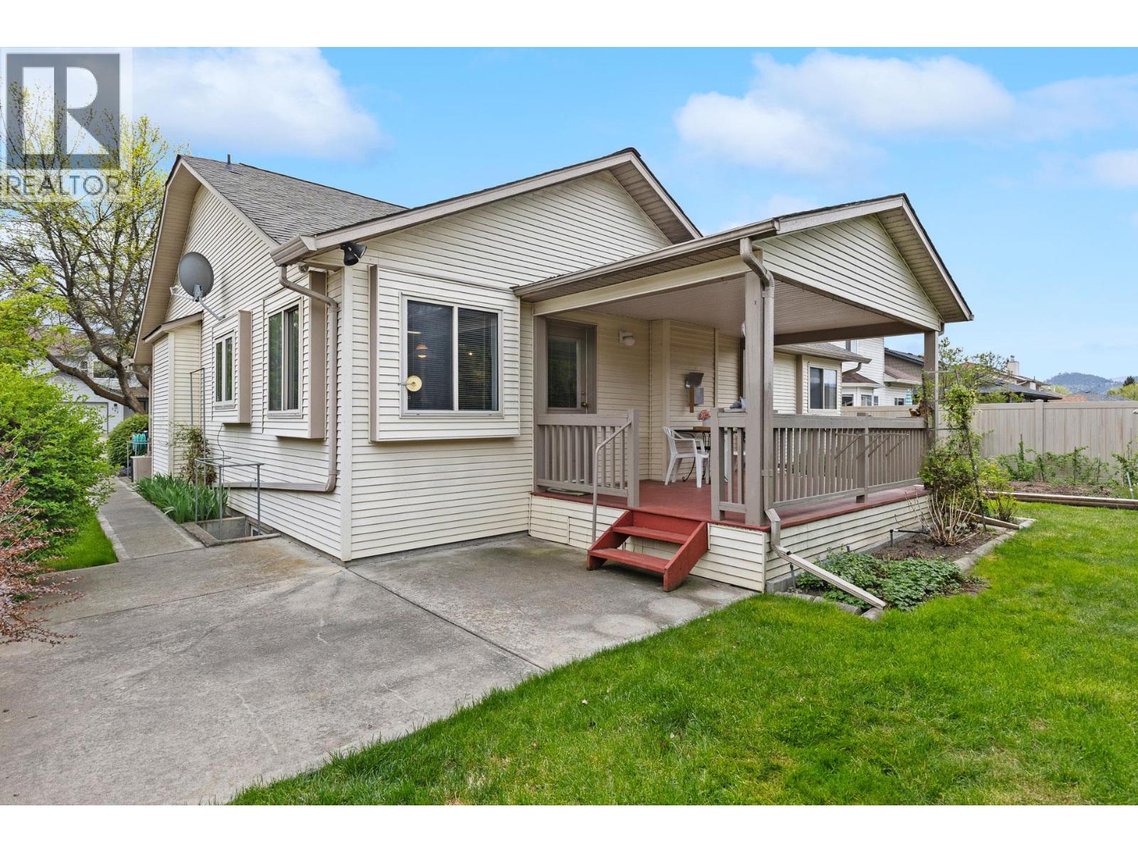 380 Murray Crescent, Kelowna, British Columbia  V1X 7P7 - Photo 27 - 10385217