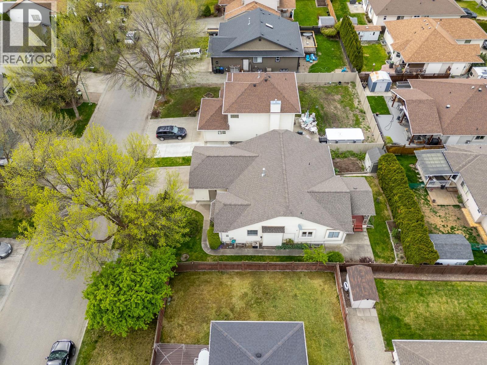 380 Murray Crescent, Kelowna, British Columbia  V1X 7P7 - Photo 3 - 10385217