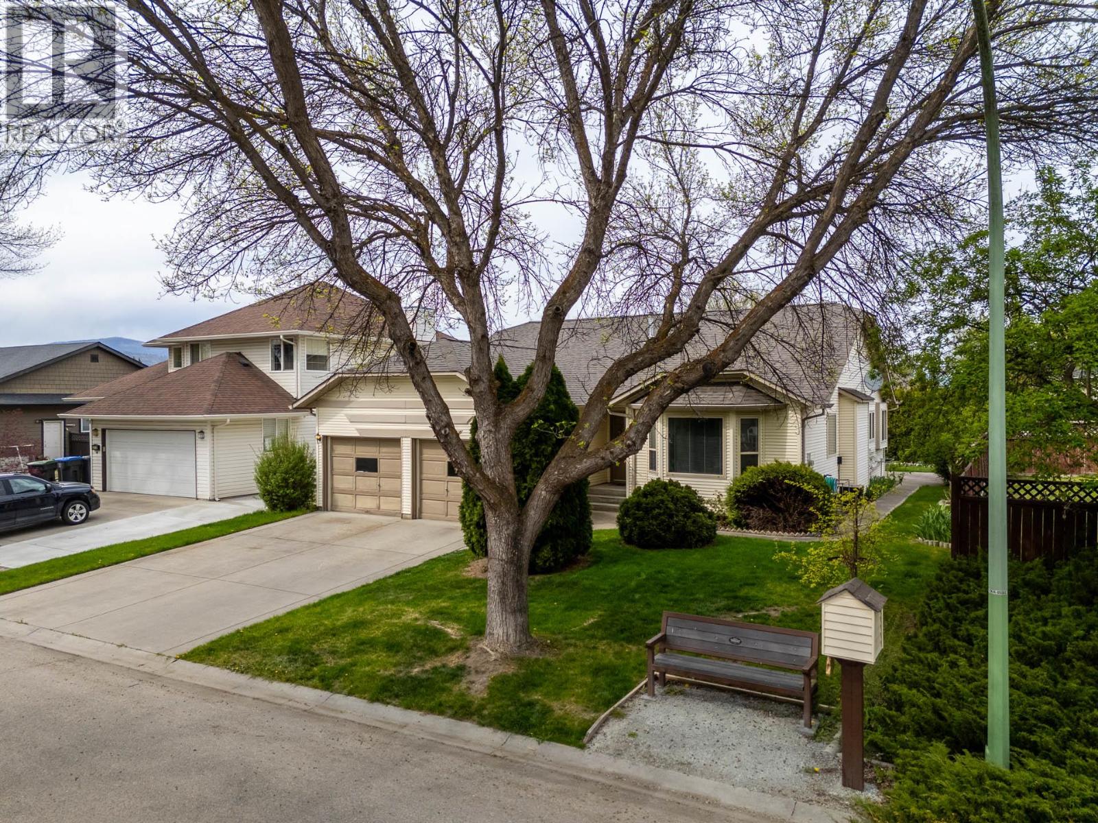 380 Murray Crescent, Kelowna, British Columbia  V1X 7P7 - Photo 54 - 10385217