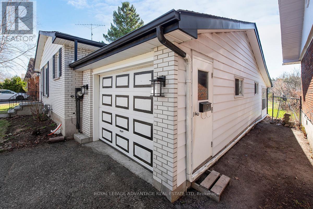 10 Robert Road, Perth, Ontario  K7H 2Z8 - Photo 5 - X13054922