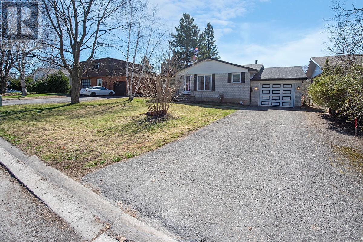 10 Robert Road, Perth, Ontario  K7H 2Z8 - Photo 6 - X13054922