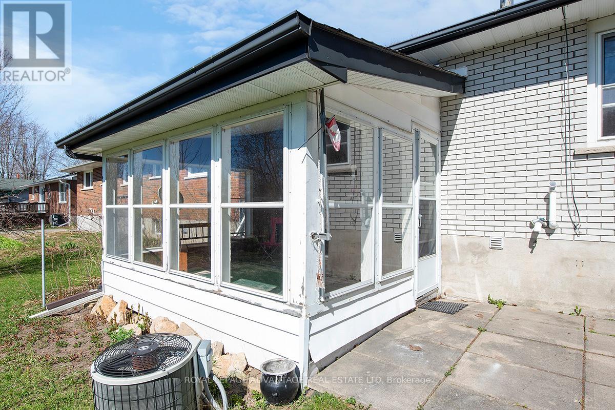 10 Robert Road, Perth, Ontario  K7H 2Z8 - Photo 9 - X13054922