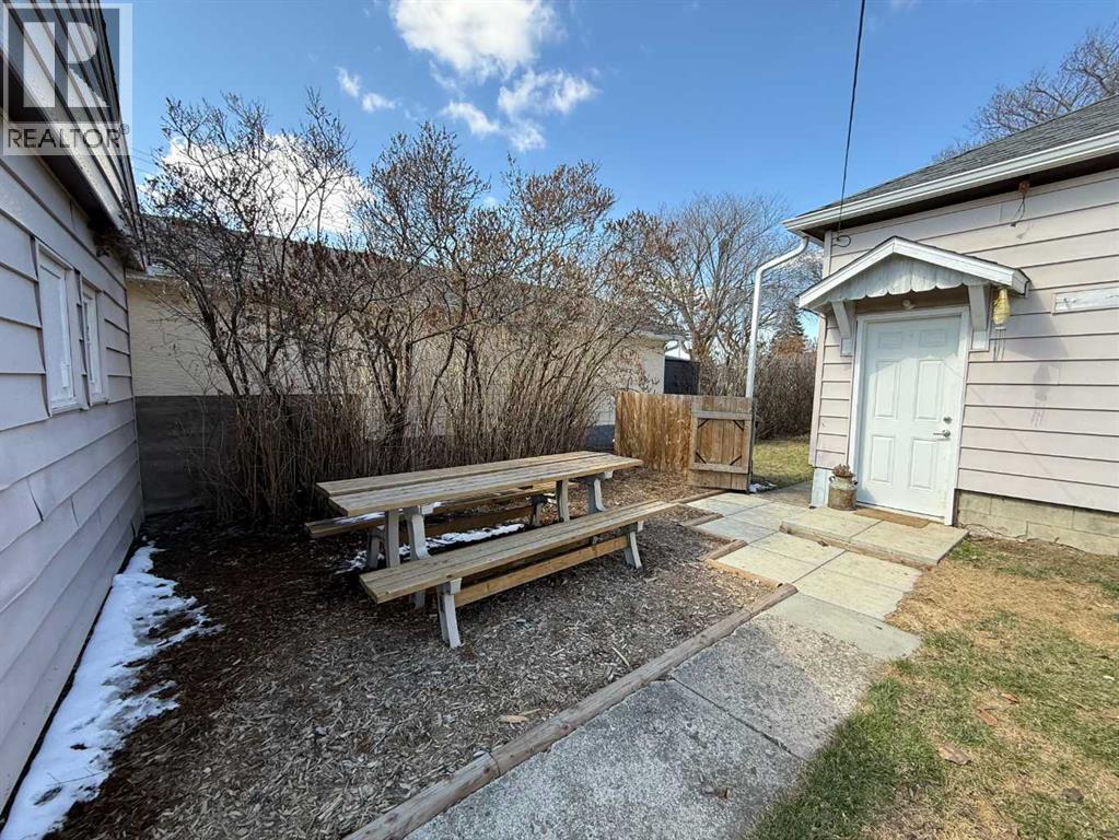 5211 49 Avenue, Ponoka, Alberta  T4J 1J1 - Photo 17 - A2305586