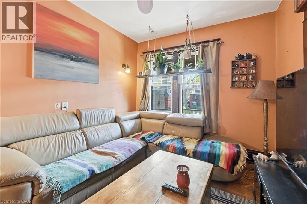 260 Balmoral Avenue N, Hamilton, Ontario  L8L 7S4 - Photo 8 - 40825100