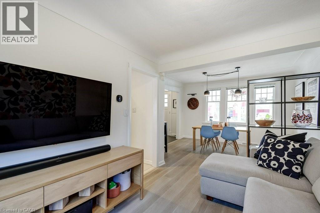 2180 Caroline Street, Burlington, Ontario  L7R 1M3 - Photo 11 - 40824924