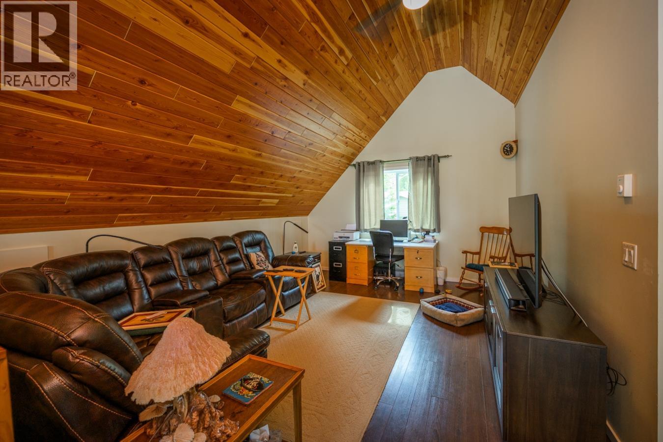 57700 S Somerset Drive, Prince George, British Columbia  V0J 3A3 - Photo 15 - R3116883