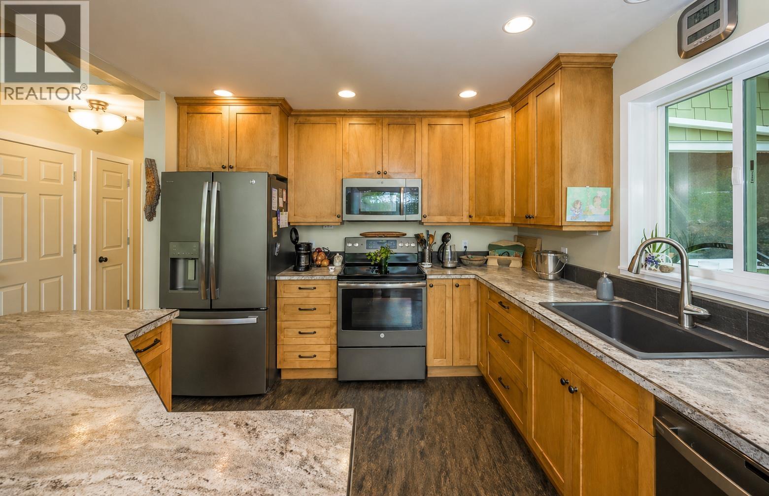 57700 S Somerset Drive, Prince George, British Columbia  V0J 3A3 - Photo 7 - R3116883