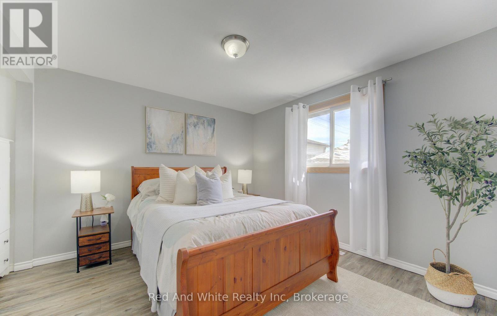 100 Johanna Drive, Cambridge, Ontario  N1S 4A7 - Photo 16 - X13055016