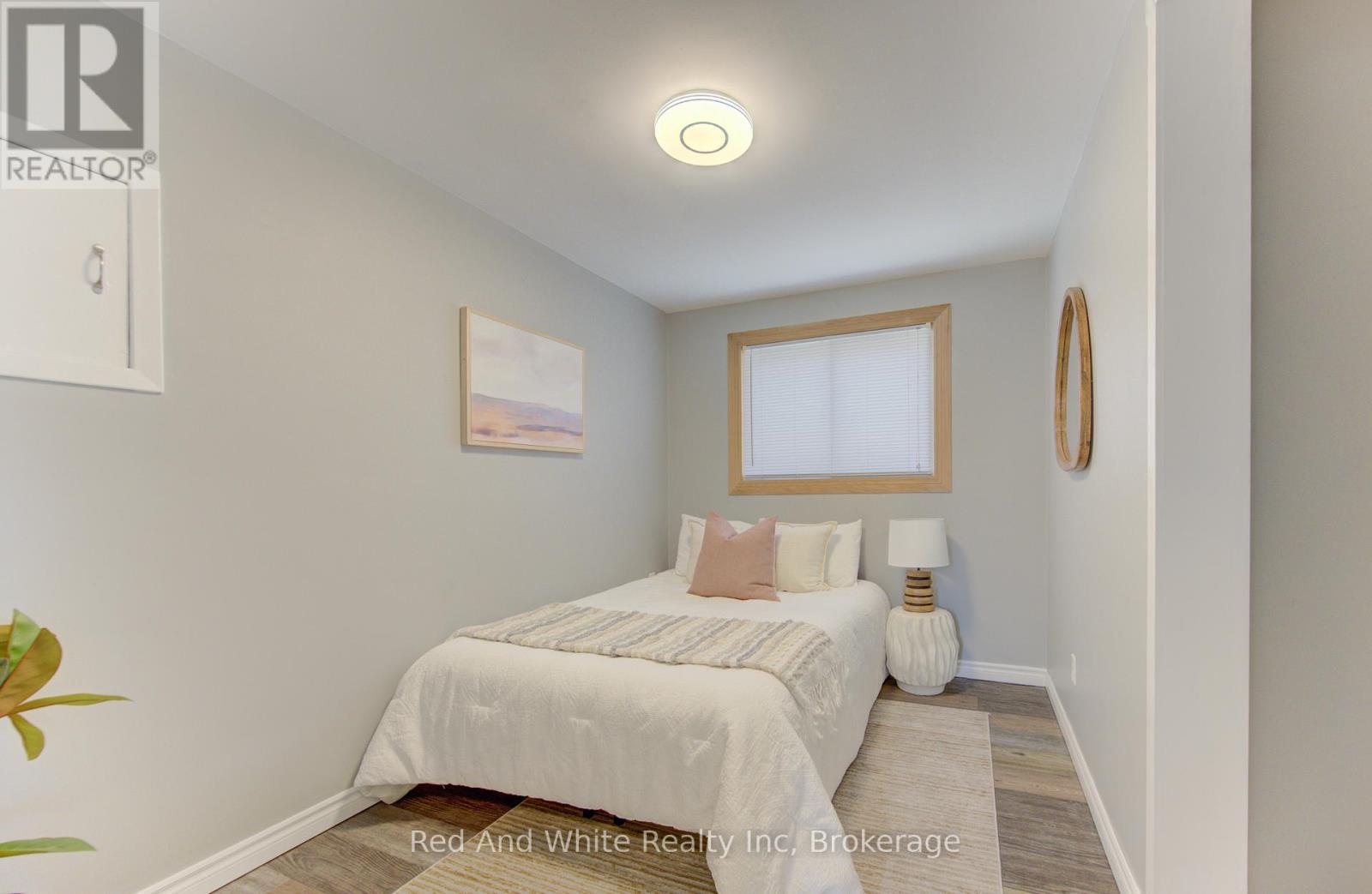 100 Johanna Drive, Cambridge, Ontario  N1S 4A7 - Photo 18 - X13055016