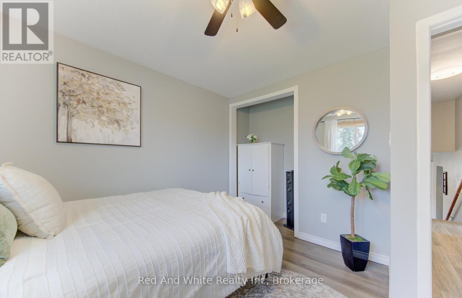 100 Johanna Drive, Cambridge, Ontario  N1S 4A7 - Photo 20 - X13055016