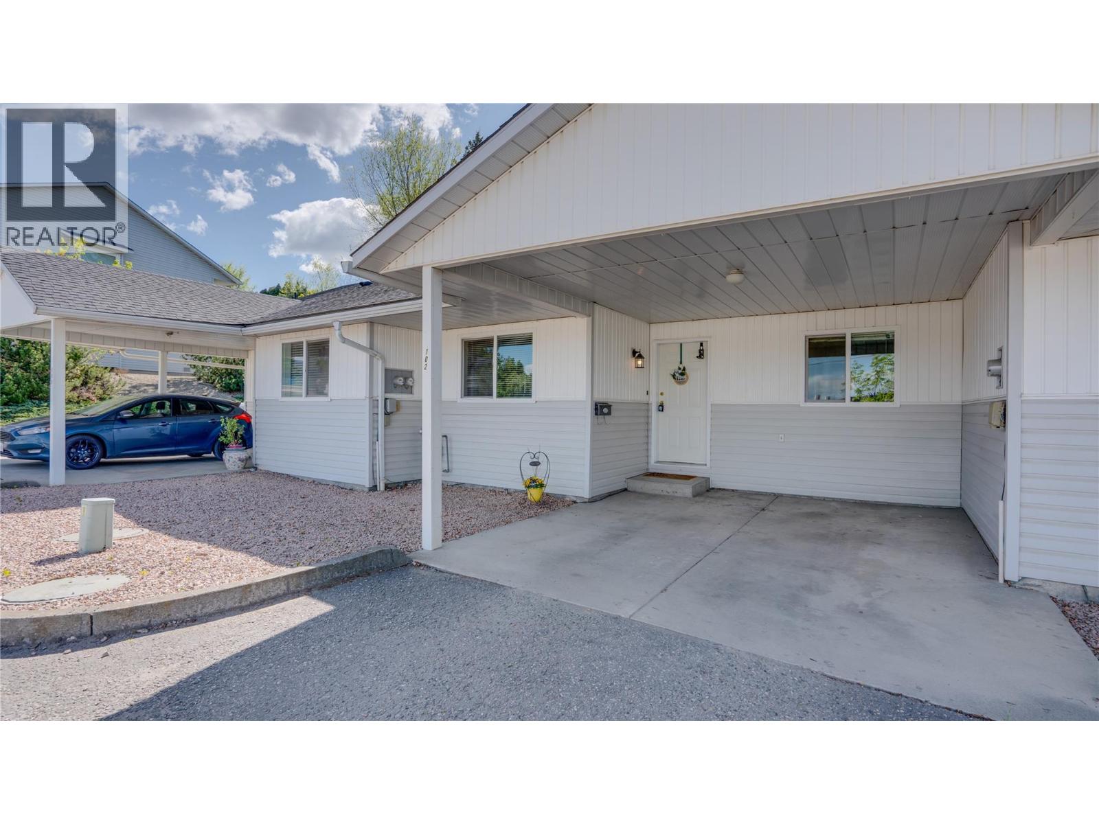 1041 Middleton Way Unit# 102, Vernon, British Columbia  V1B 2N3 - Photo 2 - 10384922