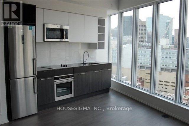 Ph 08 - 68 Shuter Street, Toronto, Ontario  M5B 1B4 - Photo 2 - C13054920