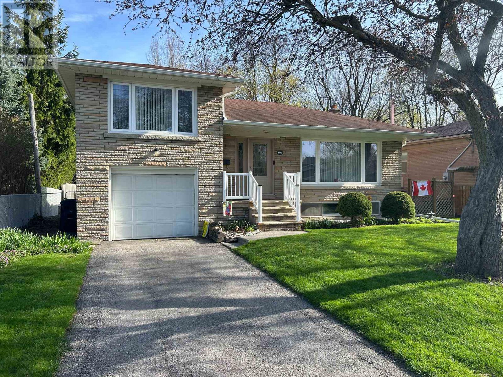 103 HOLCOLM ROAD, Toronto, Ontario