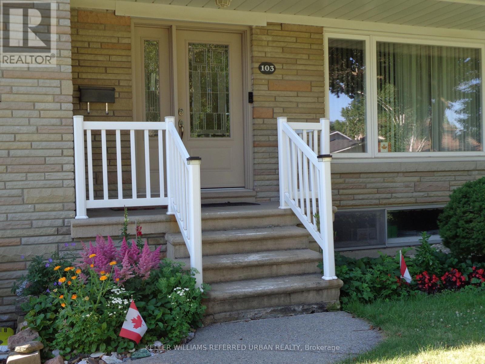 103 Holcolm Road, Toronto, Ontario  M2N 2E1 - Photo 3 - C13054954