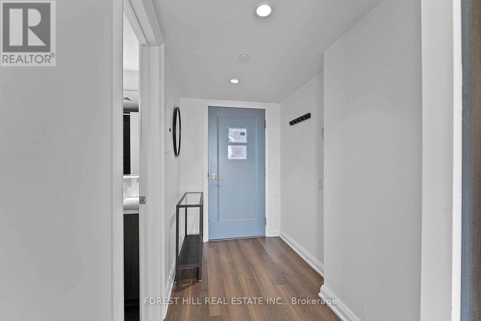 2917 - 155 Yorkville Avenue, Toronto, Ontario  M5R 0B4 - Photo 3 - C13055036