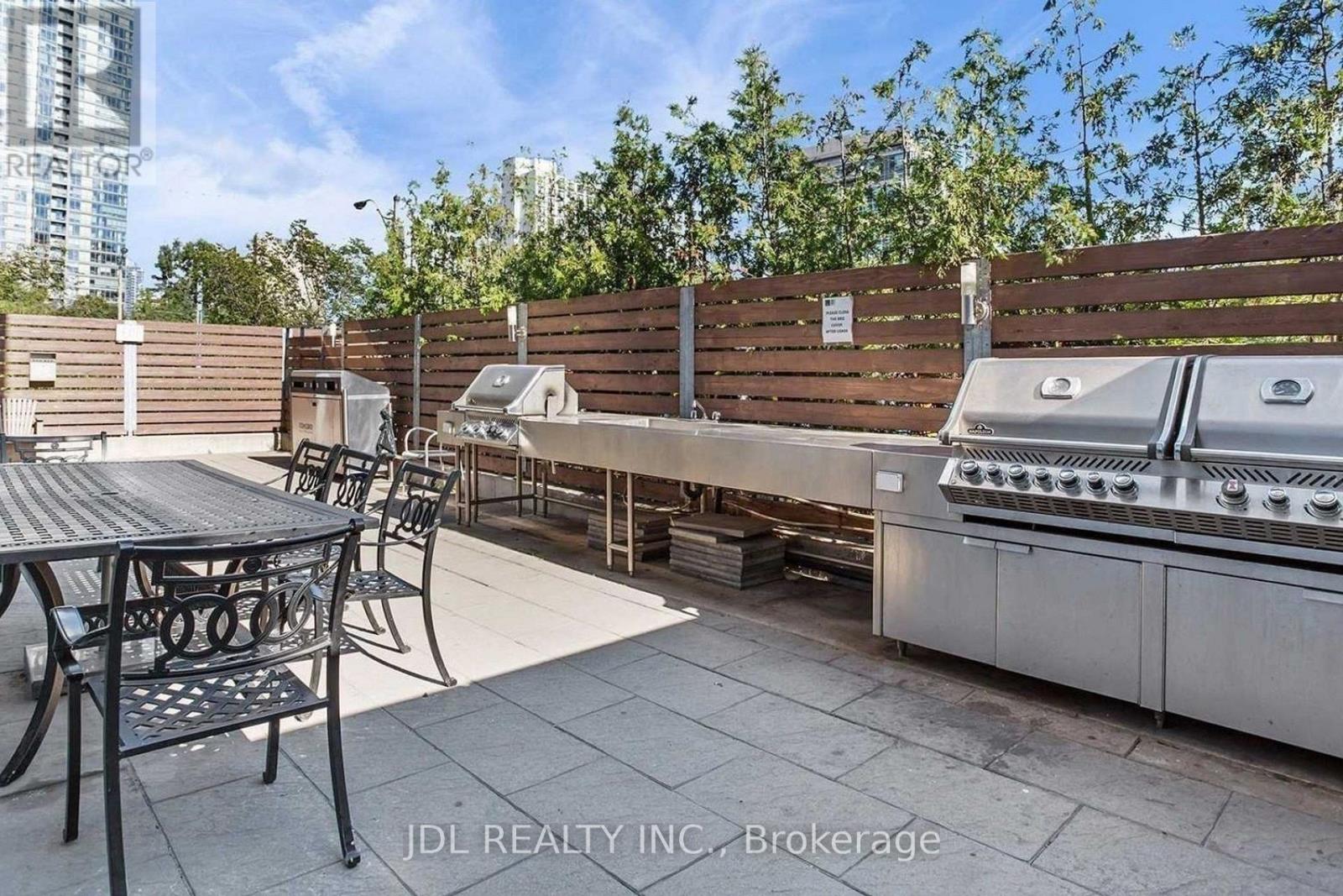 Th8 - 31 Brunel Court, Toronto, Ontario  M5V 3Y2 - Photo 27 - C13055090