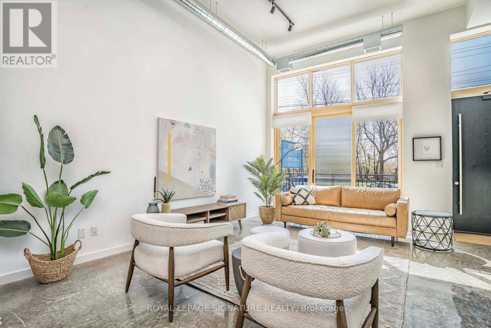 1 - 36 Geary Avenue, Toronto (Wychwood), Ontario  M6H 2B4 - Photo 5 - C13055098