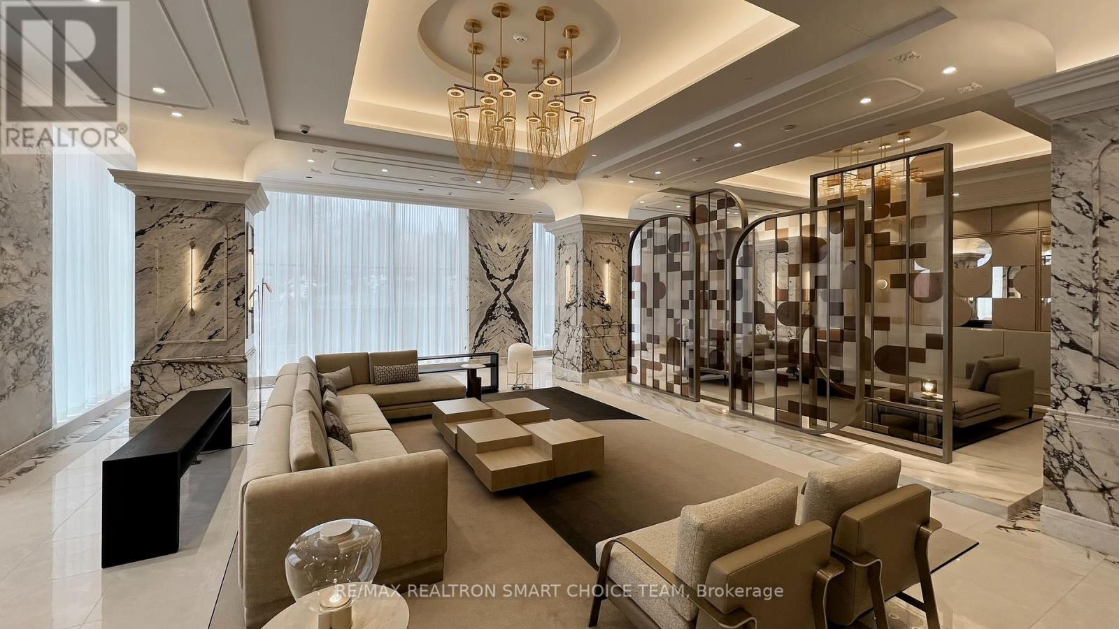 212 - 10 Inn On The Park Drive, Toronto, Ontario  M3C 0P9 - Photo 4 - C13055108