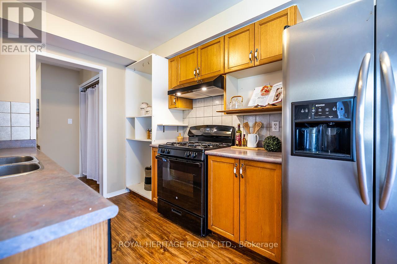 1834 Nordane Drive, Pickering, Ontario  L1V 6Z7 - Photo 12 - E13054914