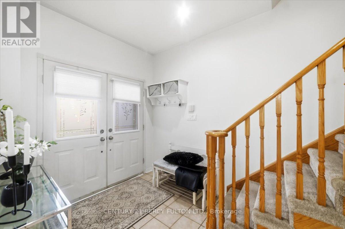 1991 Treetop Way, Pickering, Ontario  L1V 7C8 - Photo 2 - E13054994