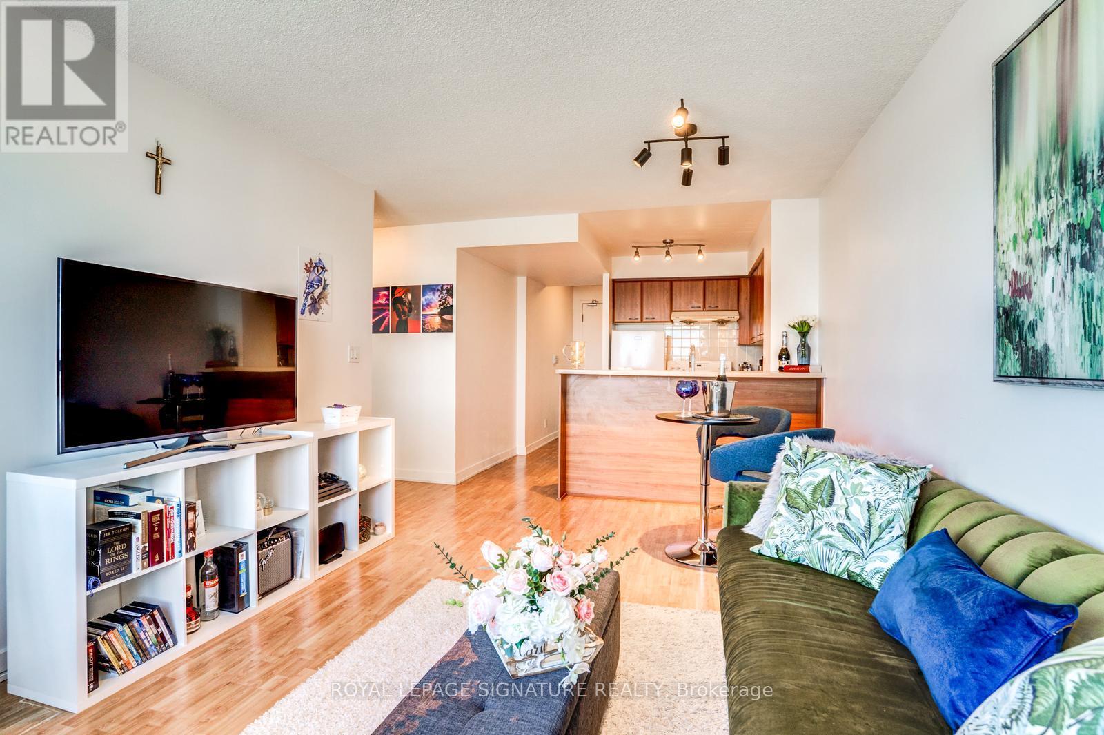 1203 - 36 Lee Centre Drive, Toronto, Ontario  M1H 3K2 - Photo 7 - E13055000