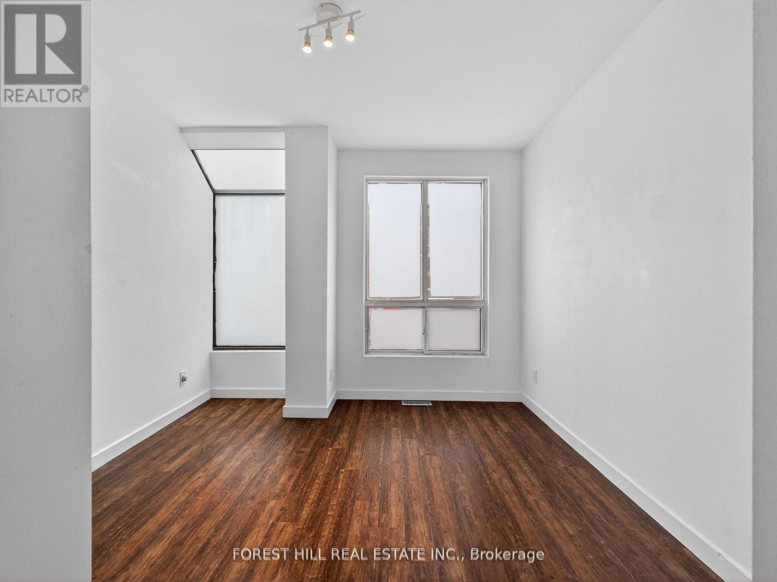 1111 College Street, Toronto, Ontario  M6H 1B4 - Photo 32 - C13054290