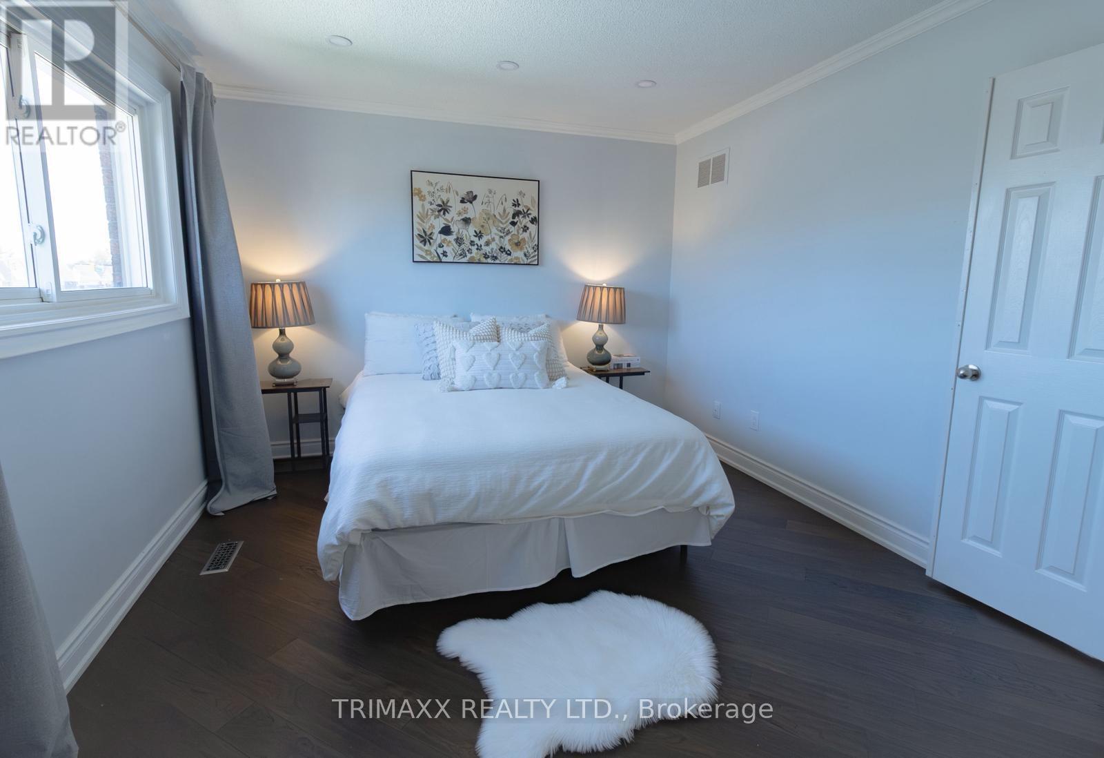 92 Hartrick Place, Whitby, Ontario  L1R 2C3 - Photo 23 - E13054688