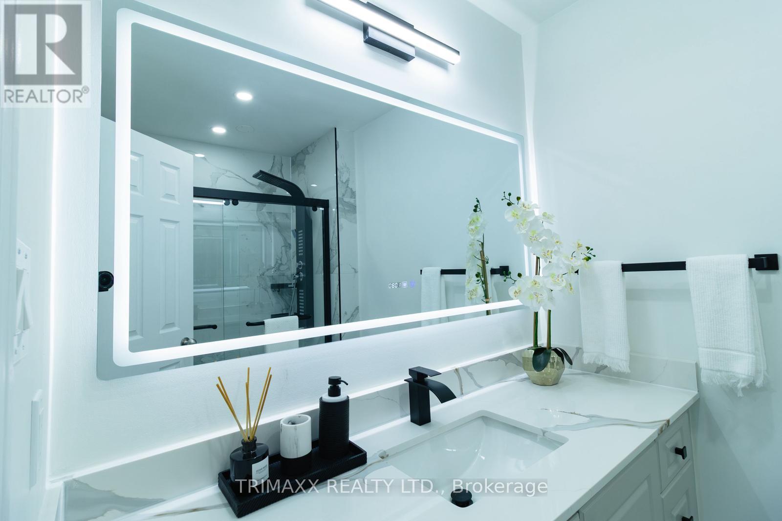 92 Hartrick Place, Whitby, Ontario  L1R 2C3 - Photo 26 - E13054688