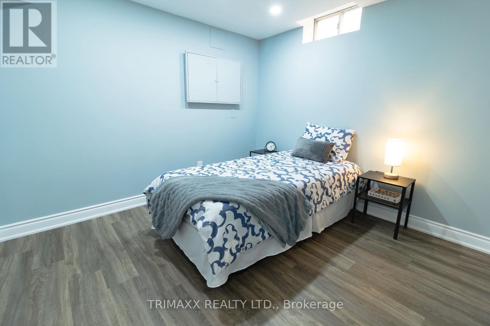 92 Hartrick Place, Whitby, Ontario  L1R 2C3 - Photo 19 - E13054688